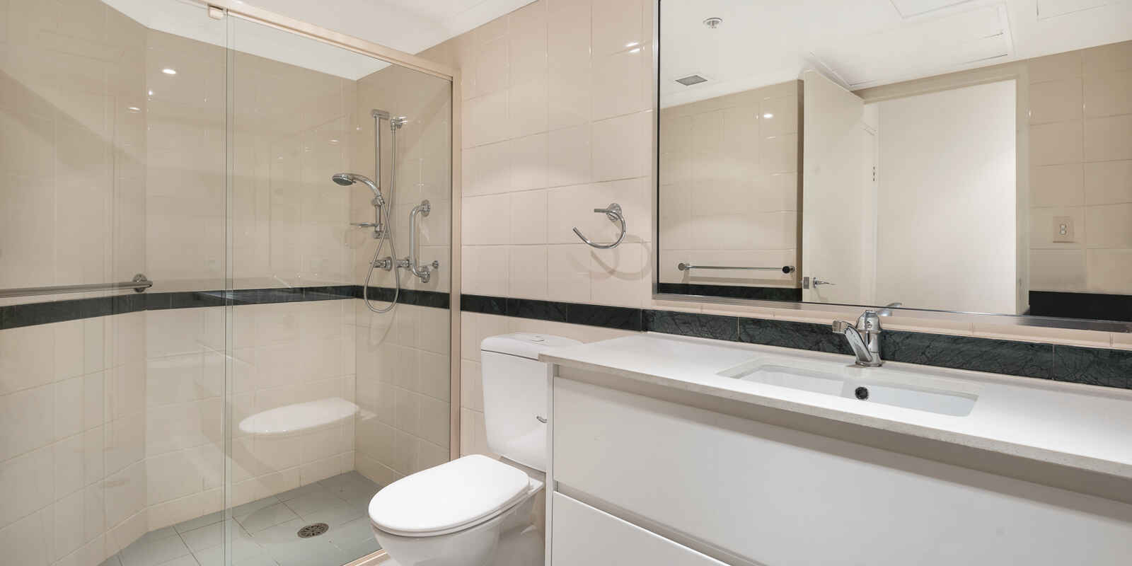 4/237 Miller Street North Sydney 4/237 Miller Street North Sydney