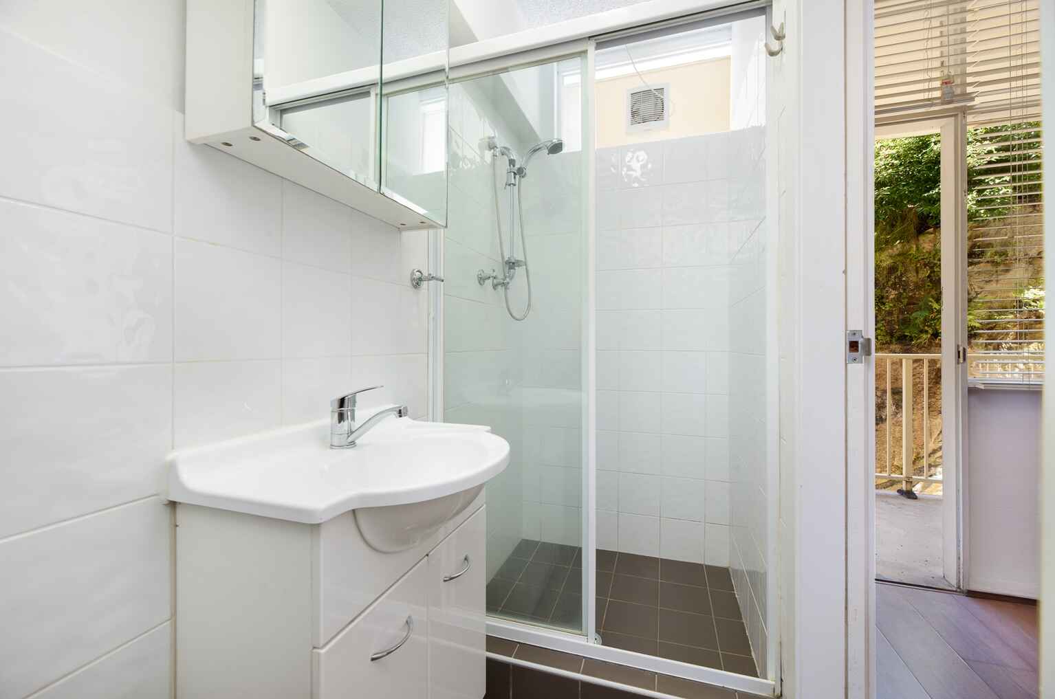 1/52 High Street North Sydney 1/52 High Street North Sydney