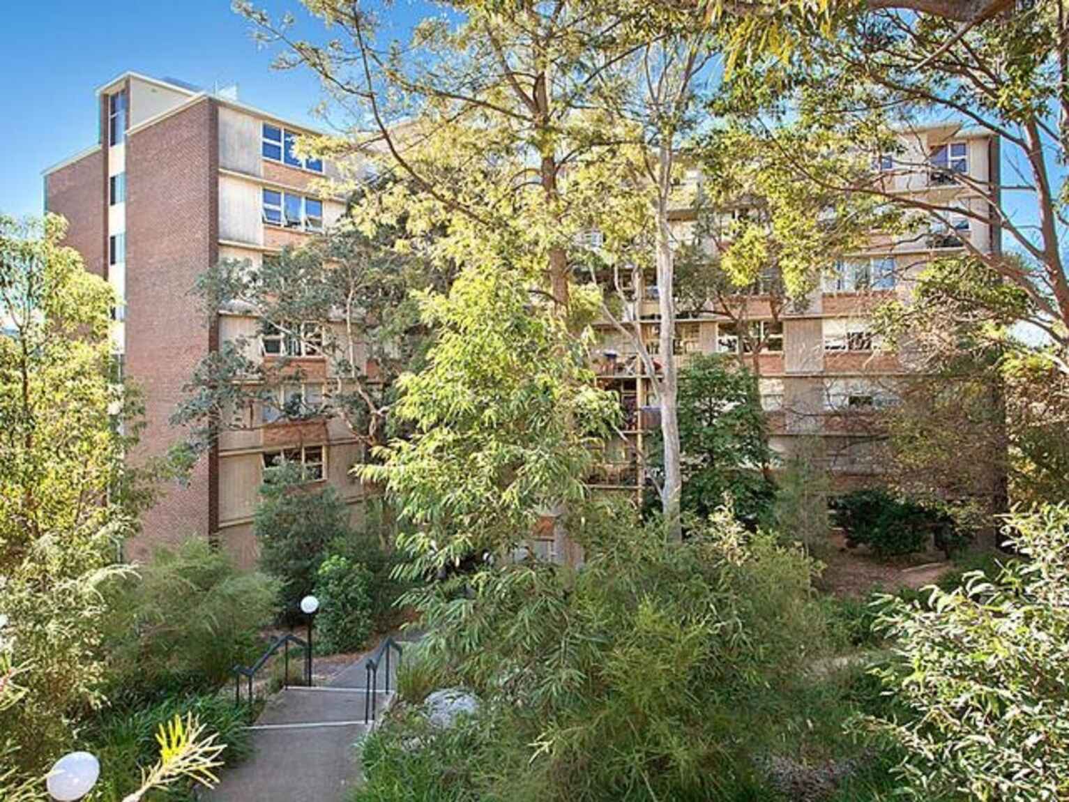 312/22 Doris Street North Sydney