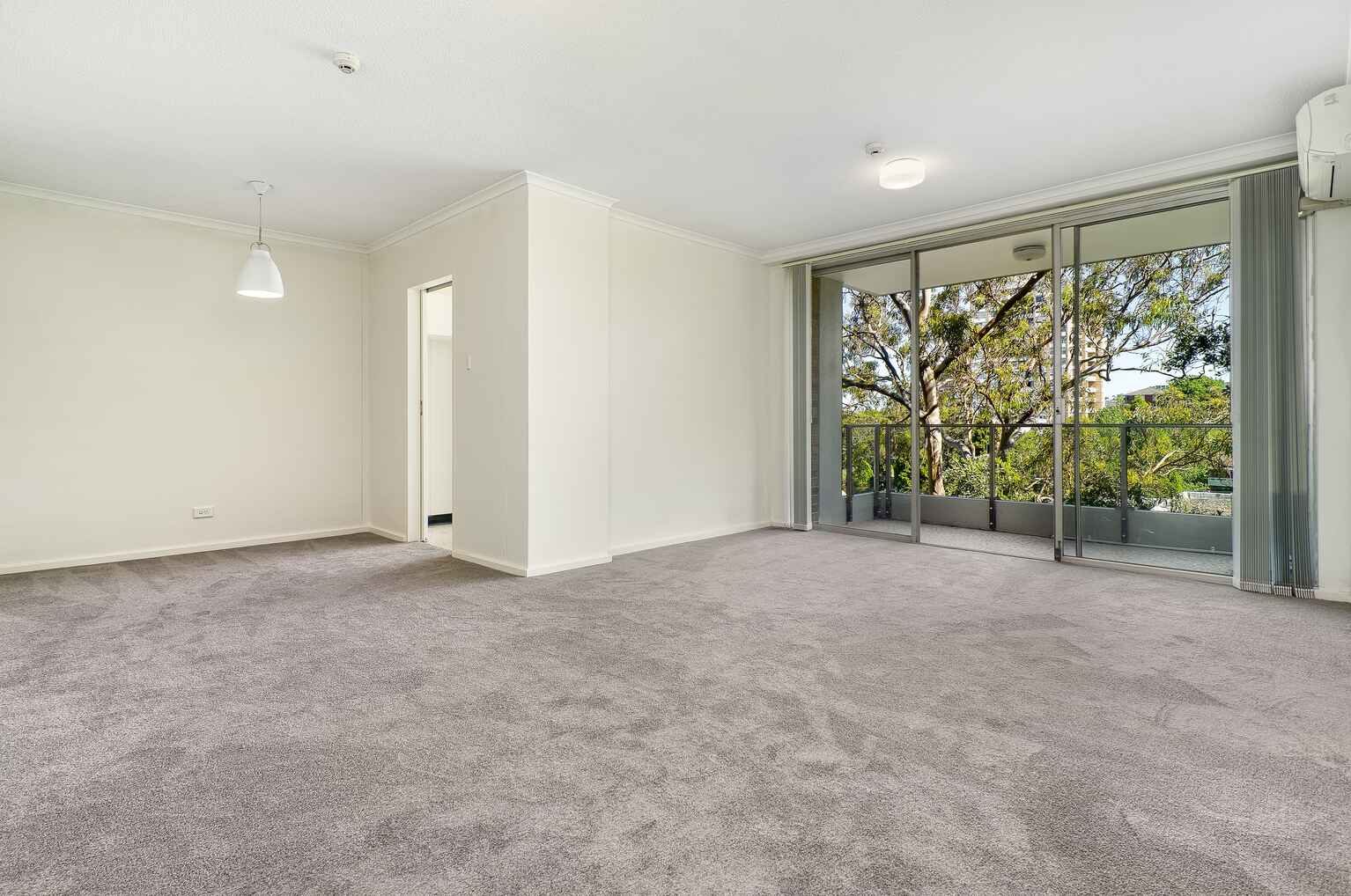 22/16 Carr Street Waverton