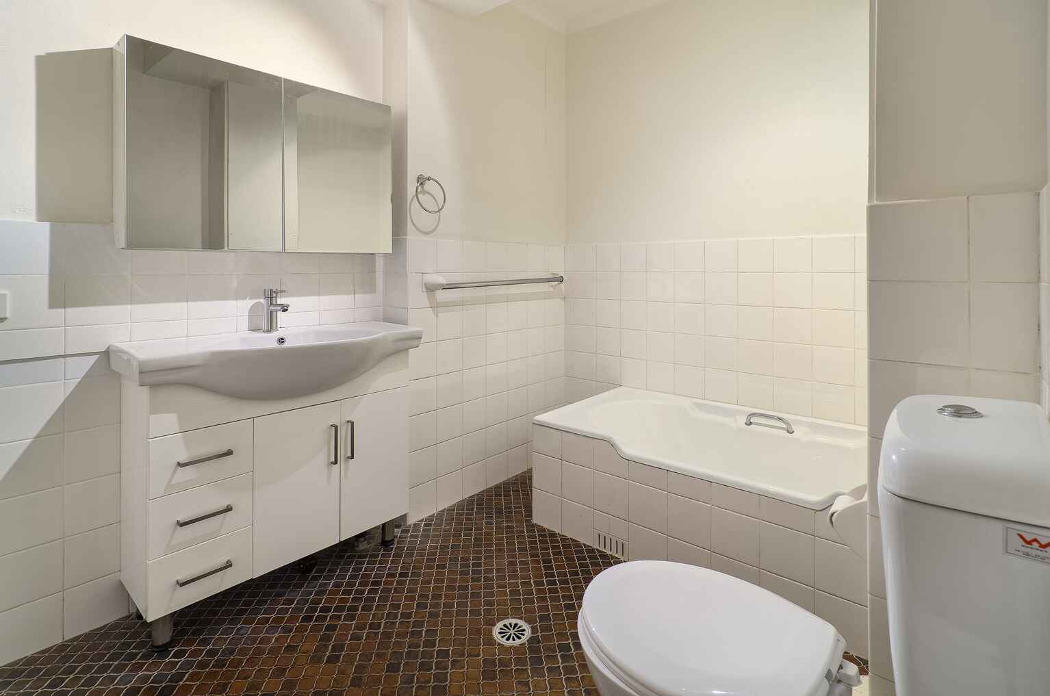 22/16 Carr Street Waverton