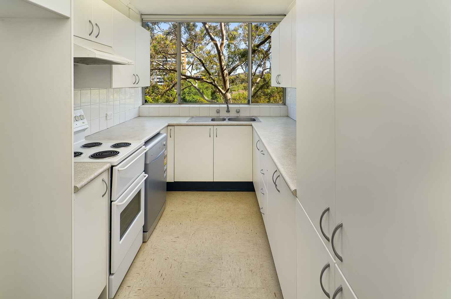 22/16 Carr Street Waverton