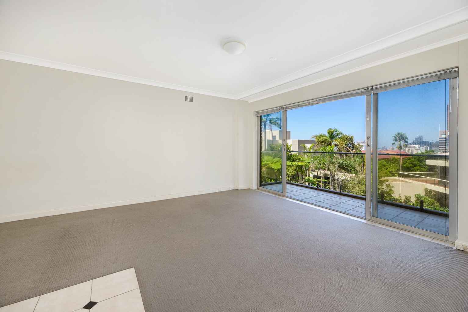 2/199 Walker Street North Sydney