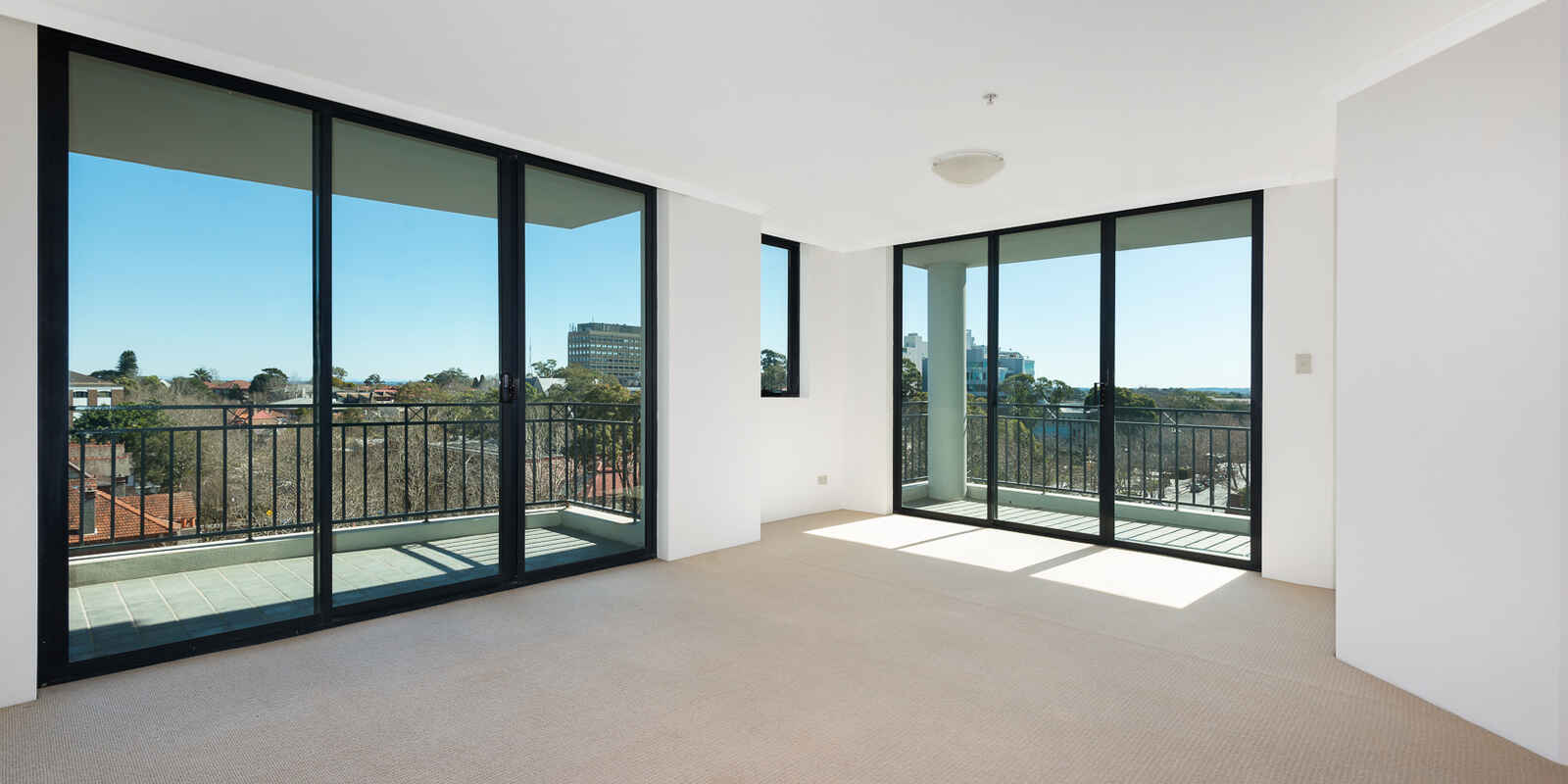 69/237 Miller Street North Sydney