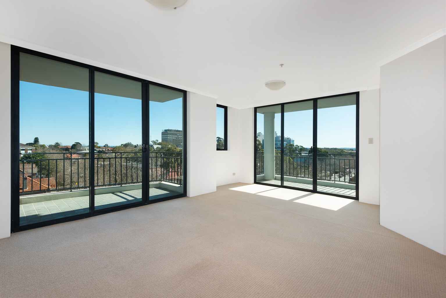 69/237 Miller Street North Sydney