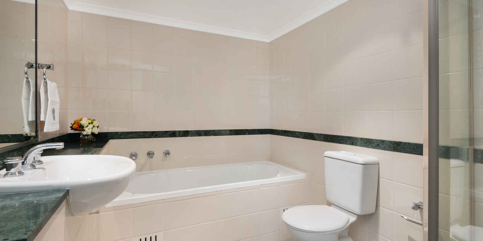 69/237 Miller Street North Sydney