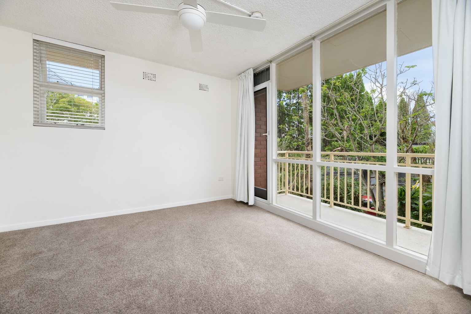 22/106 High Street North Sydney