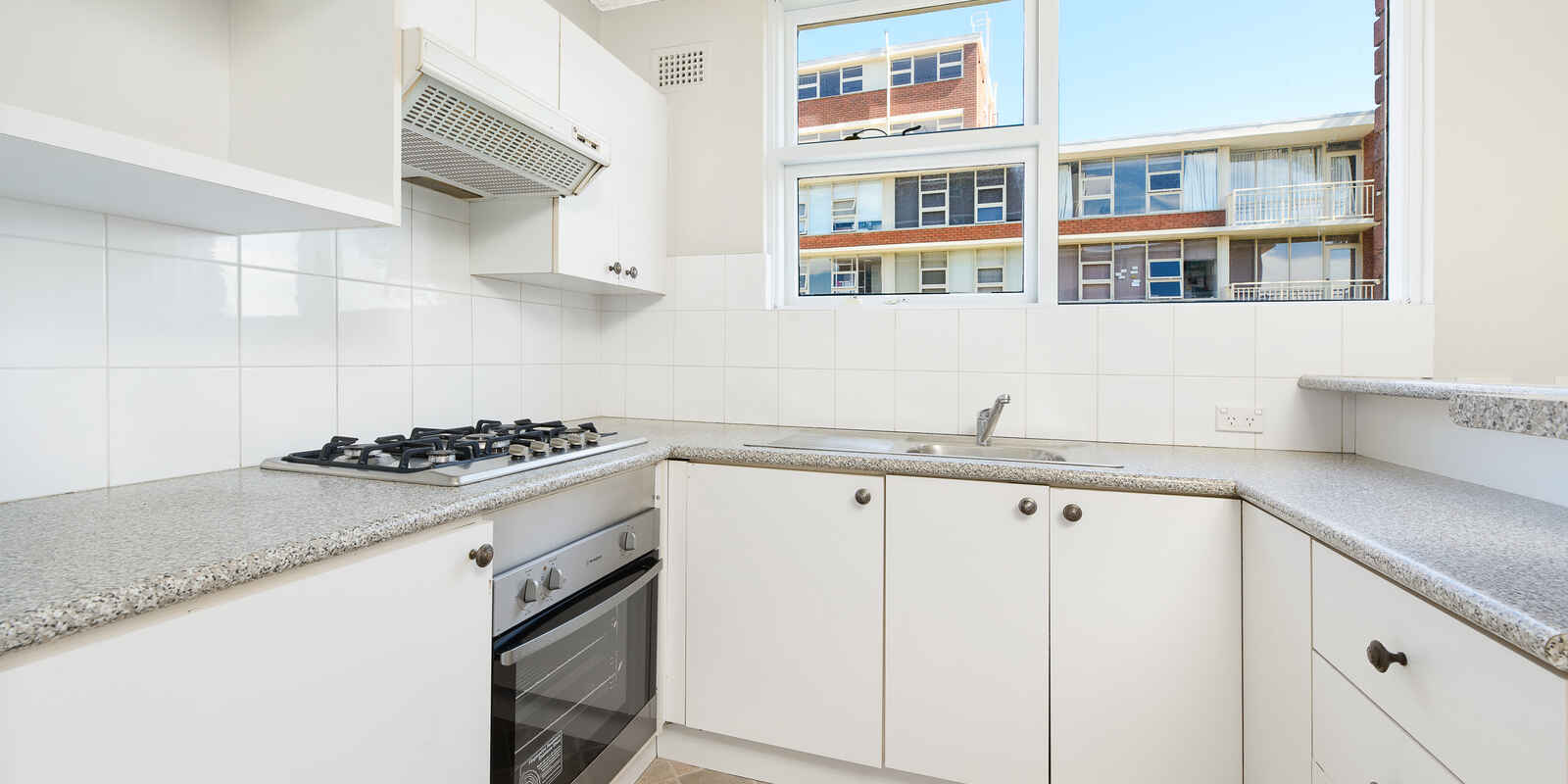 61/106 Hight Street North Sydney
