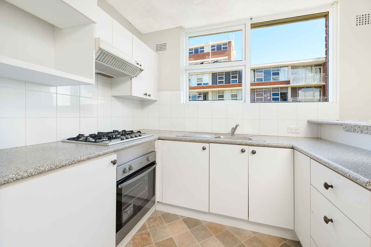 61/106 Hight Street North Sydney