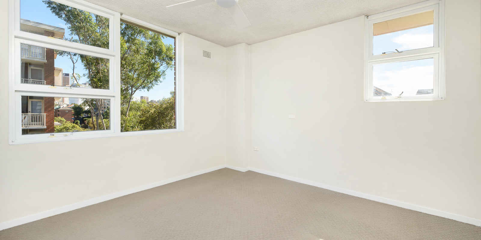61/106 Hight Street North Sydney