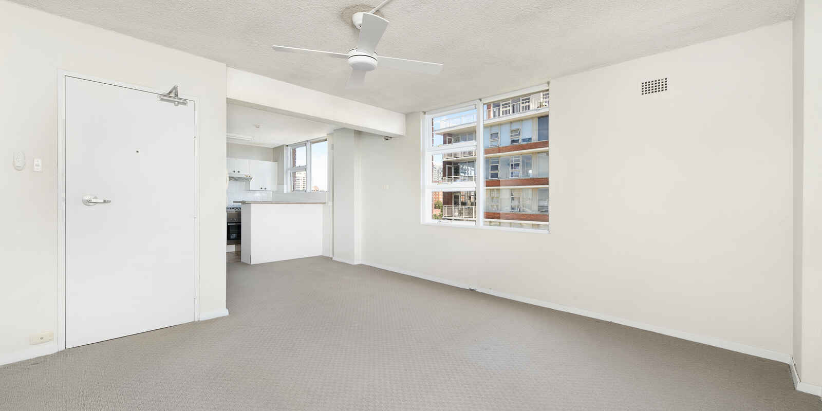 61/106 Hight Street North Sydney
