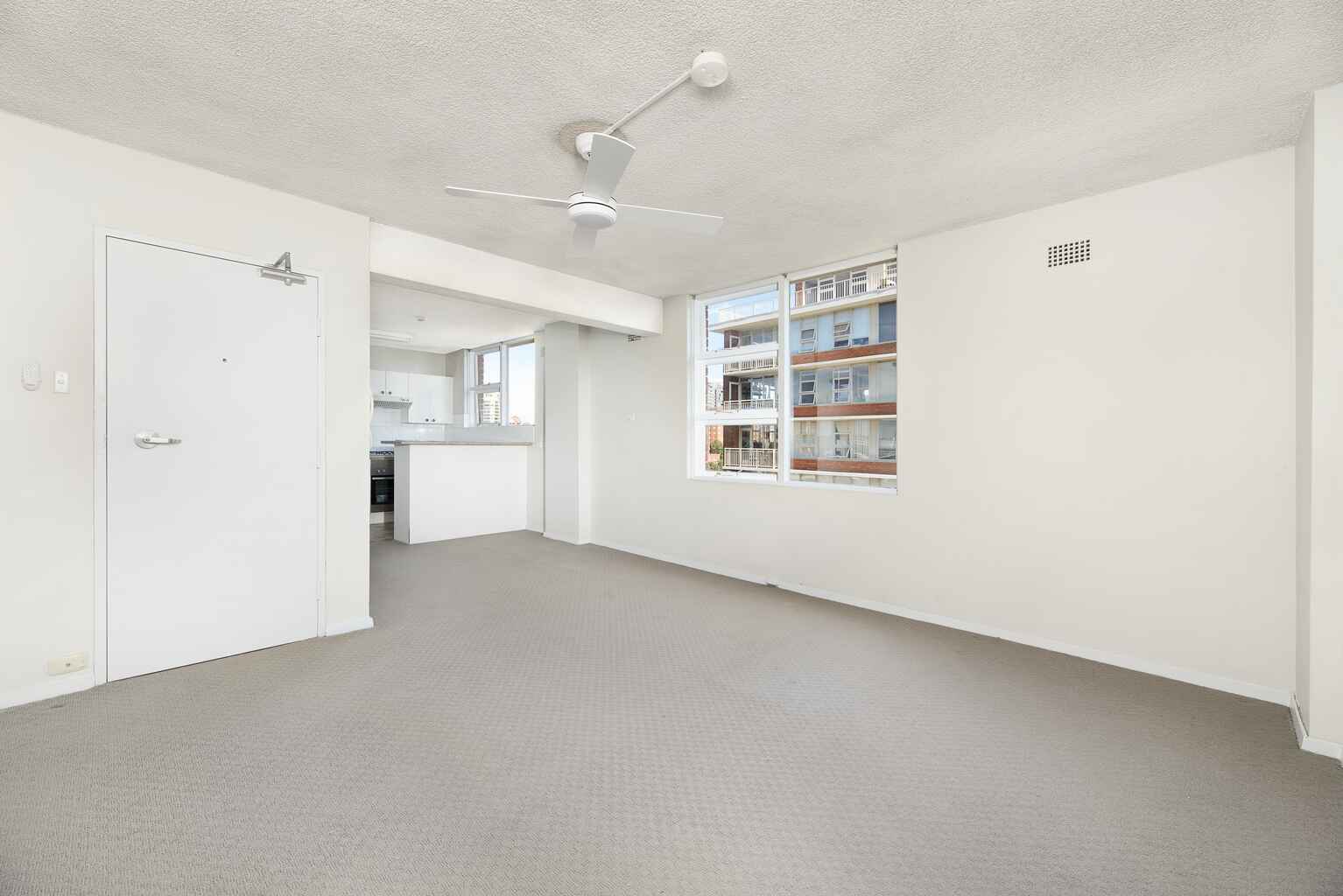 61/106 Hight Street North Sydney