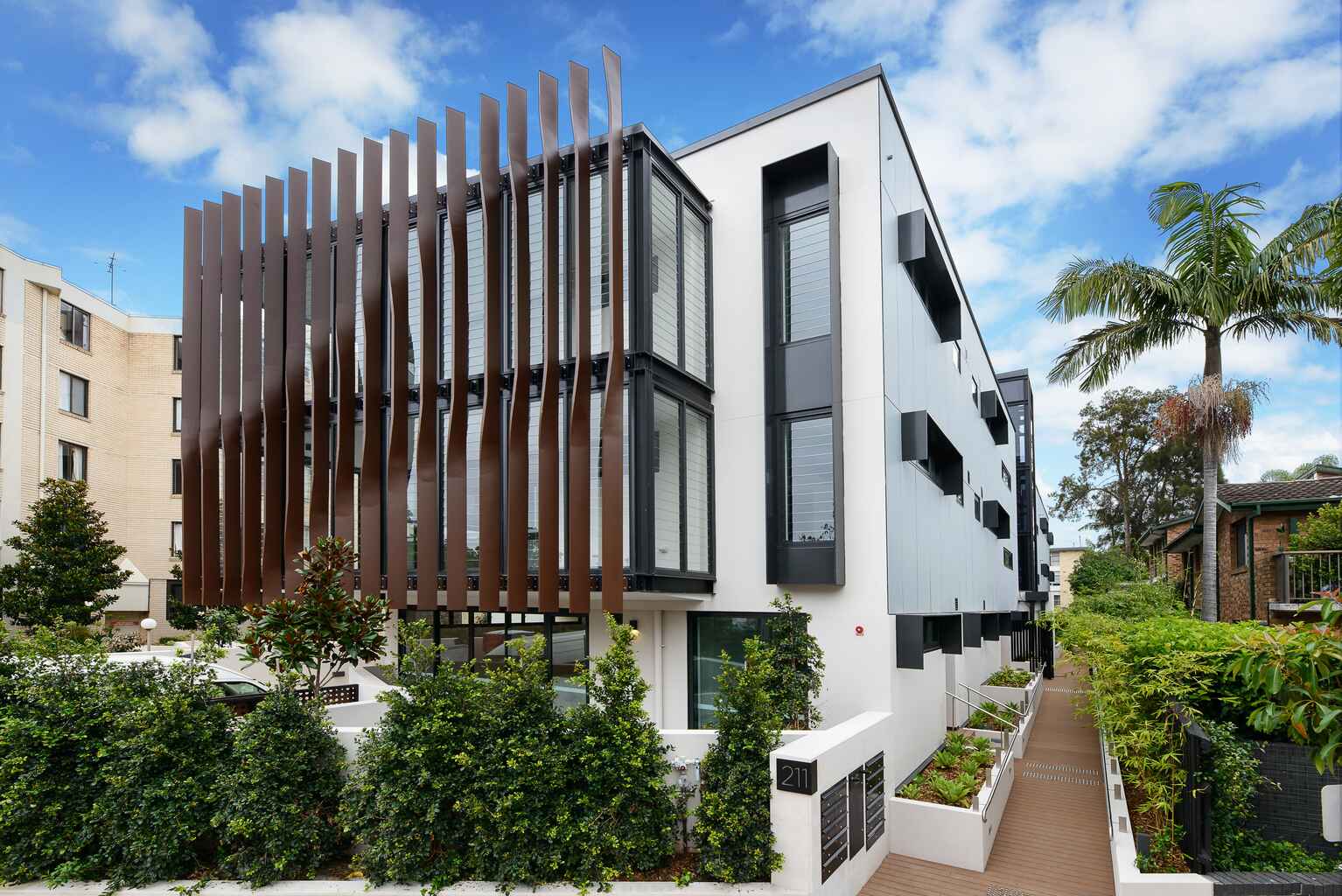 13/211 Military Road Cremorne