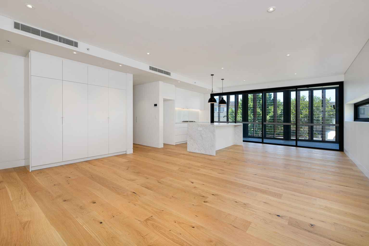 13/211 Military Road Cremorne