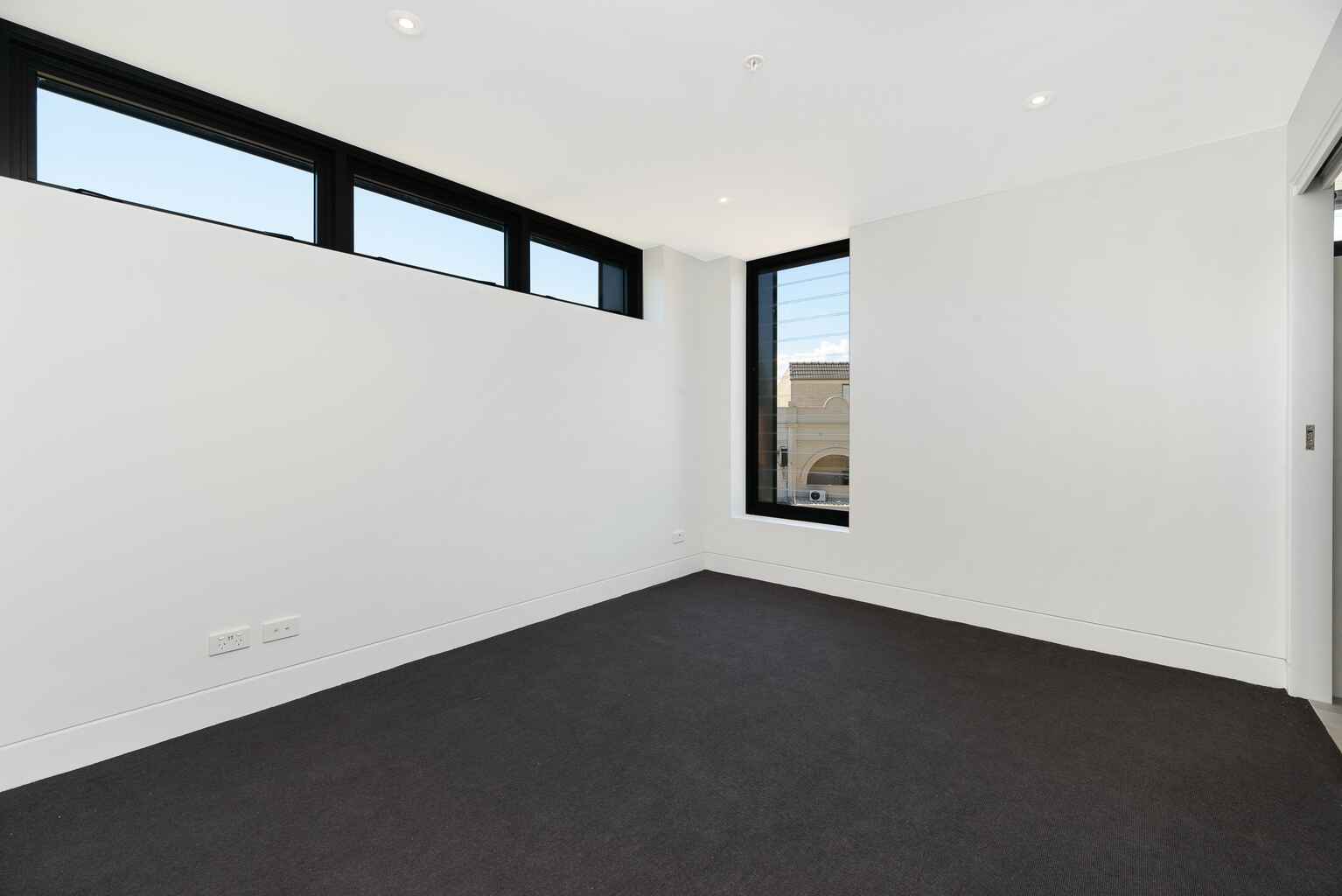 13/211 Military Road Cremorne