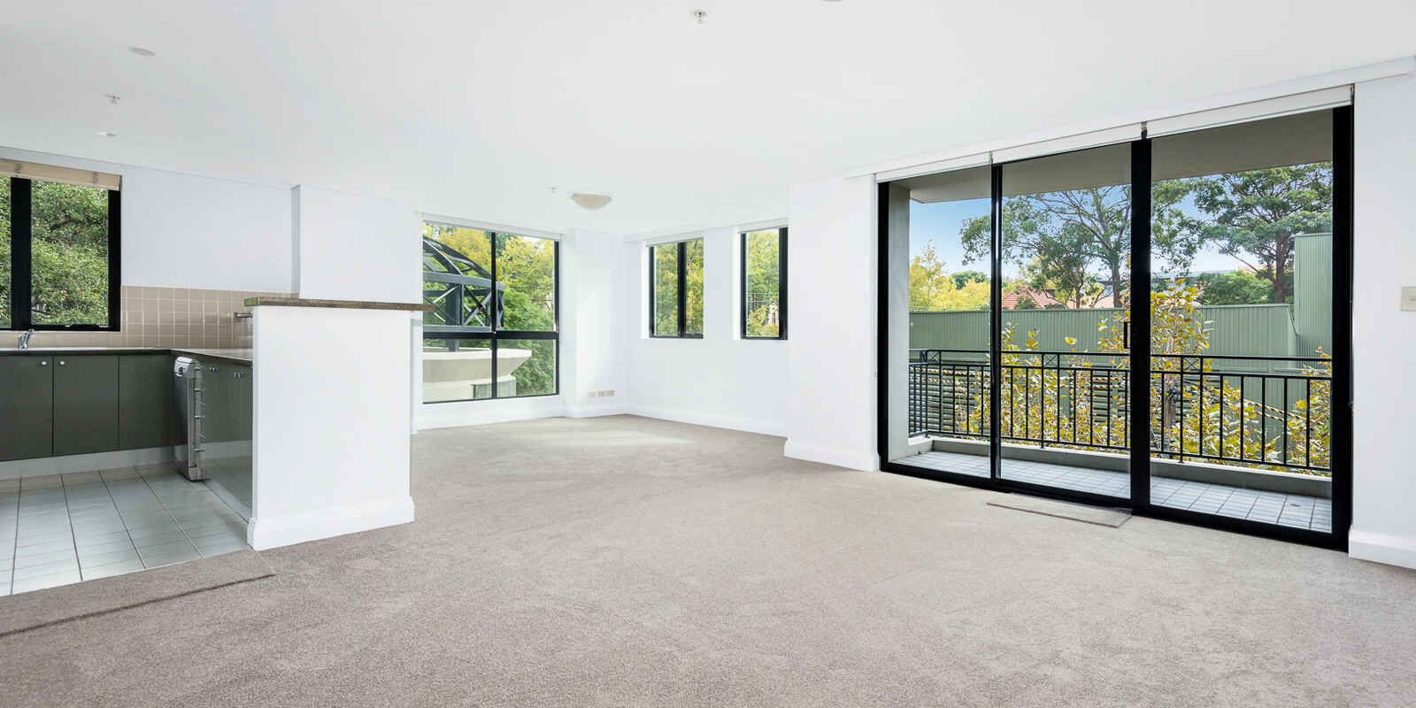 33/237 Miller Street North Sydney