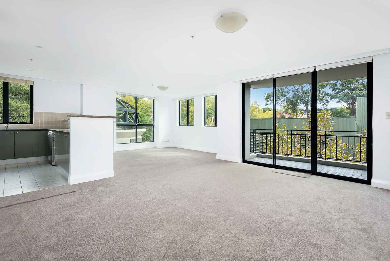 33/237 Miller Street North Sydney 33/237 Miller Street North Sydney