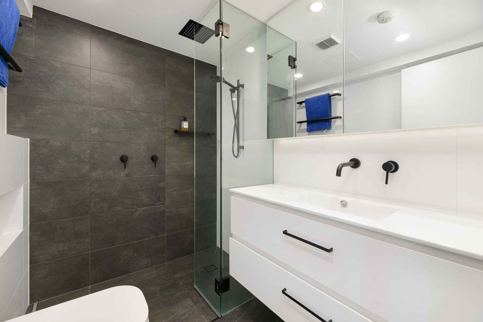 306/37-39 Mclaren Street  North Sydney