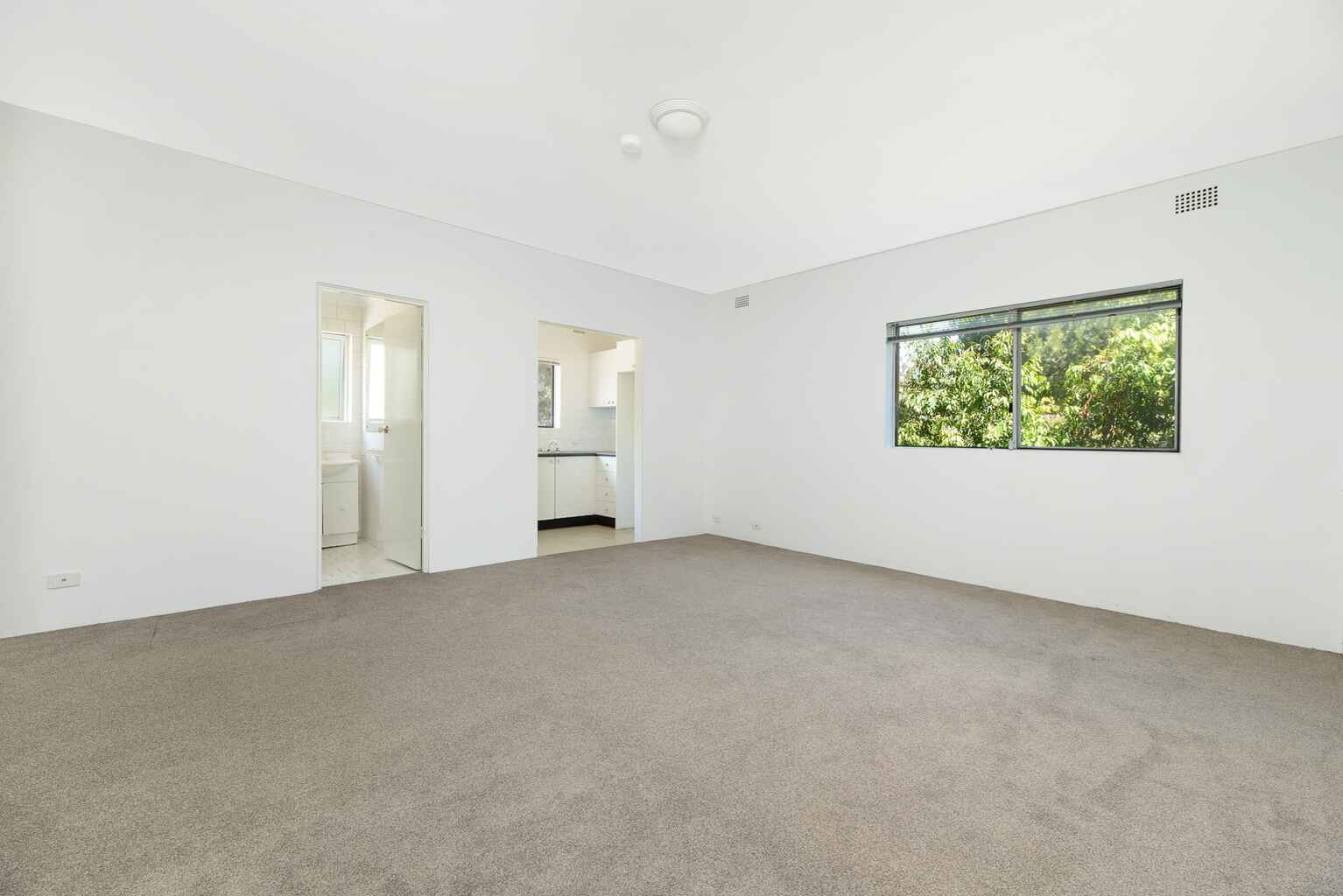 8/187 West Street Crows Nest