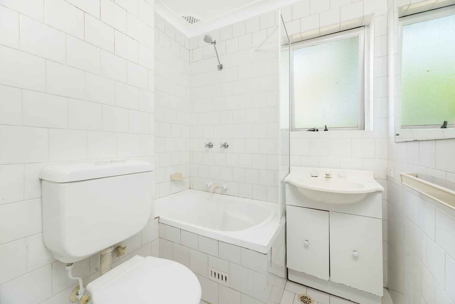 8/187 West Street Crows Nest