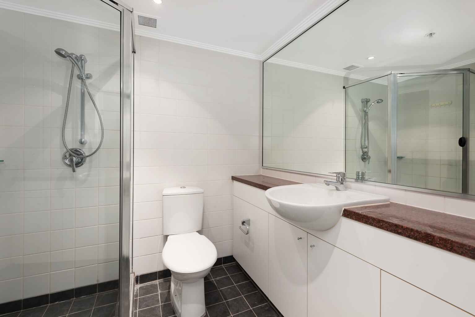 118/1 Sergeants Lane St Leonards