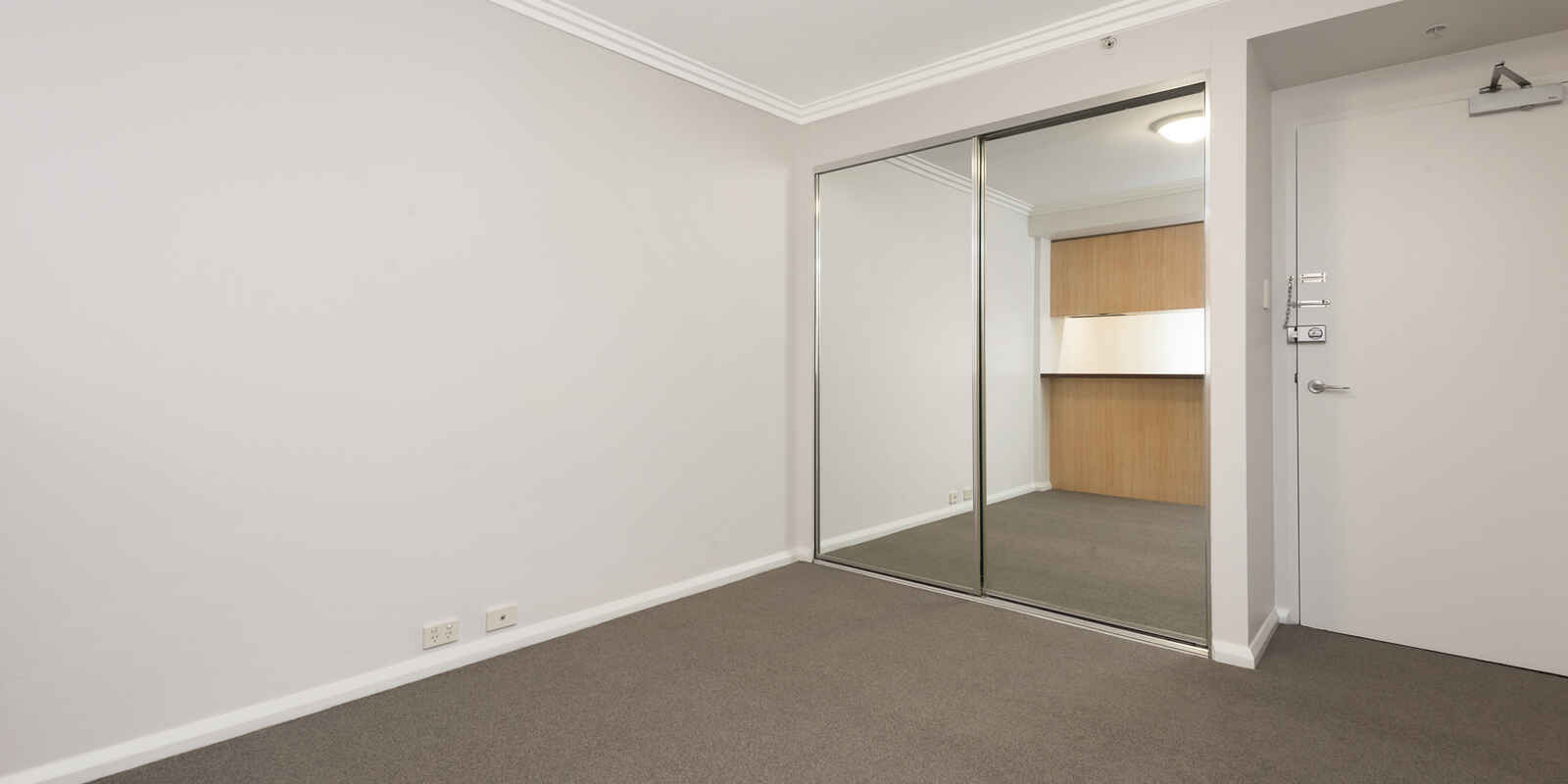 118/1 Sergeants Lane St Leonards