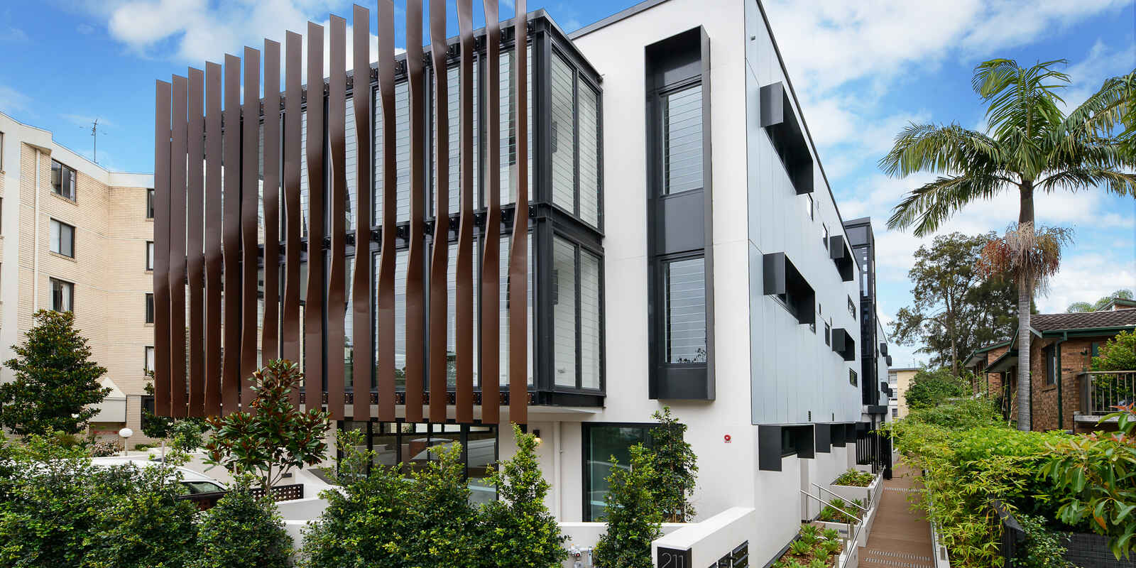 17/211 Military Road  Cremorne