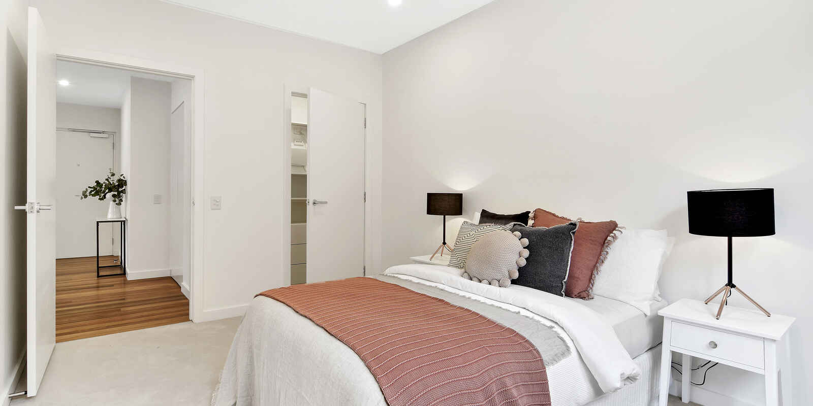 402/564 Miller Street Cammeray