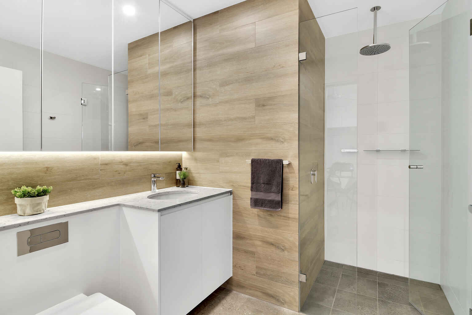 402/564 Miller Street Cammeray