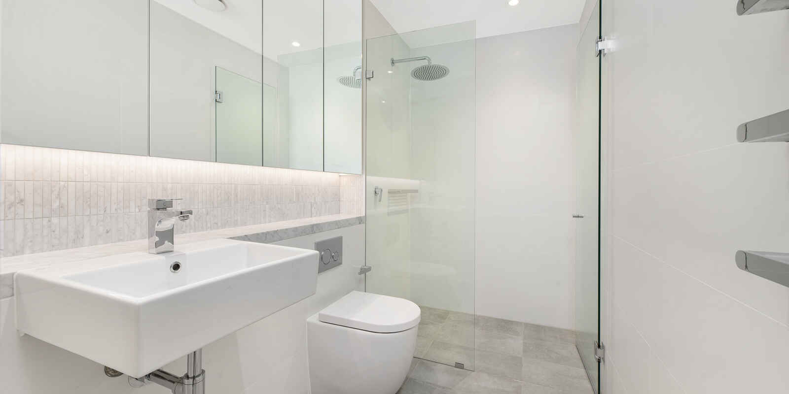 17/211 Military Road  Cremorne
