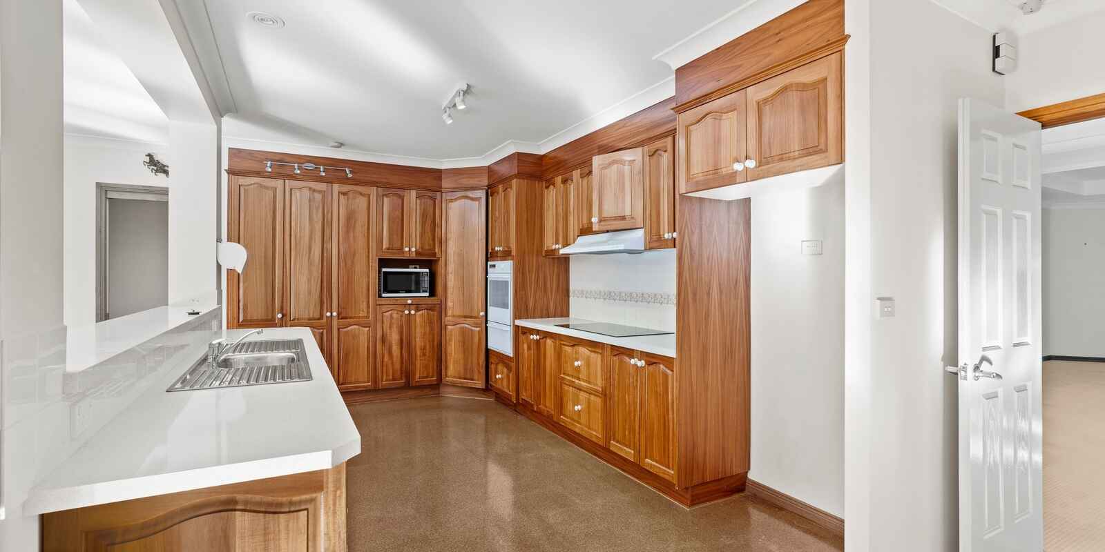 5 Browns Road Gordon