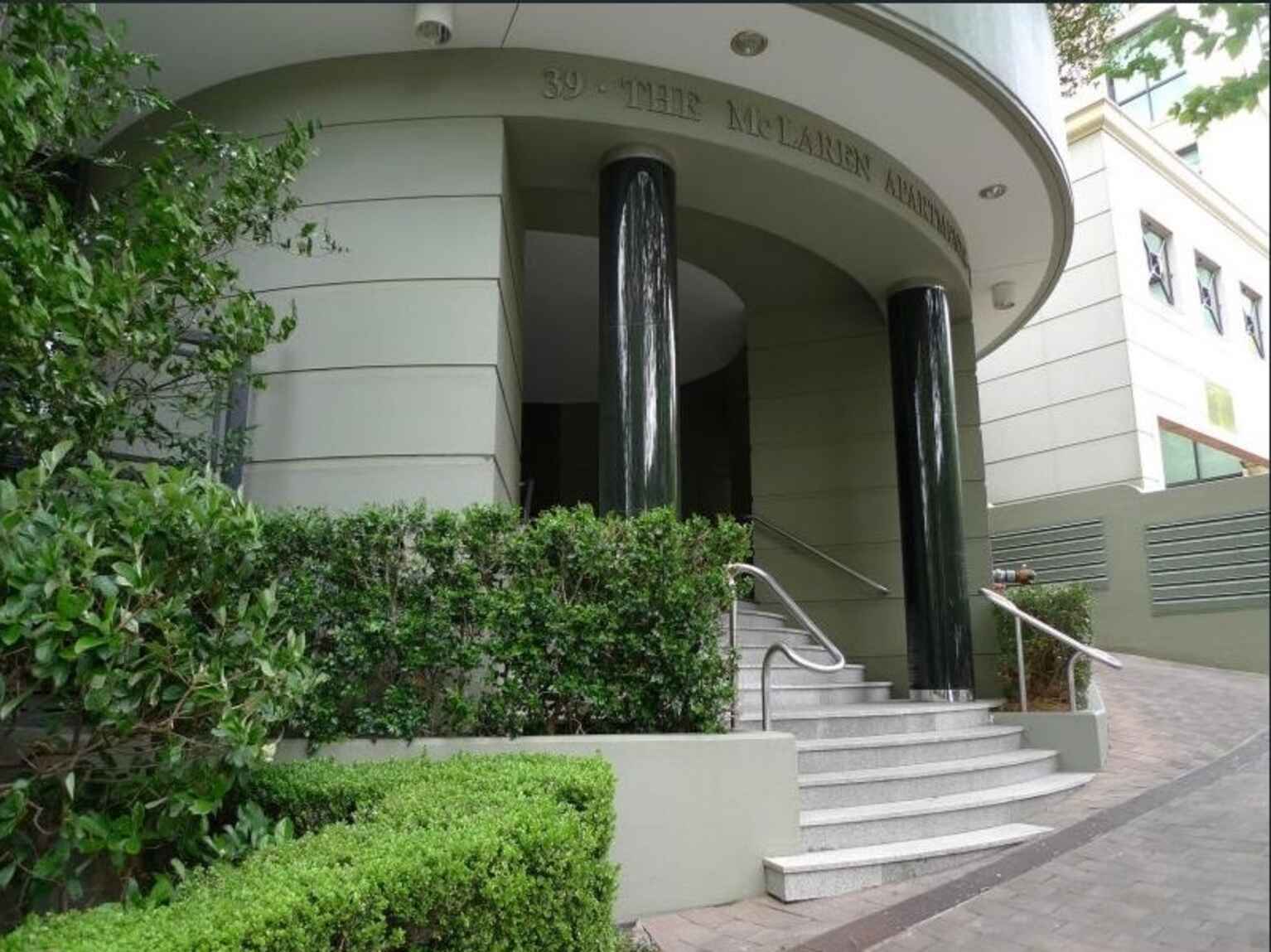 707/37-39 McLaren Street North Sydney