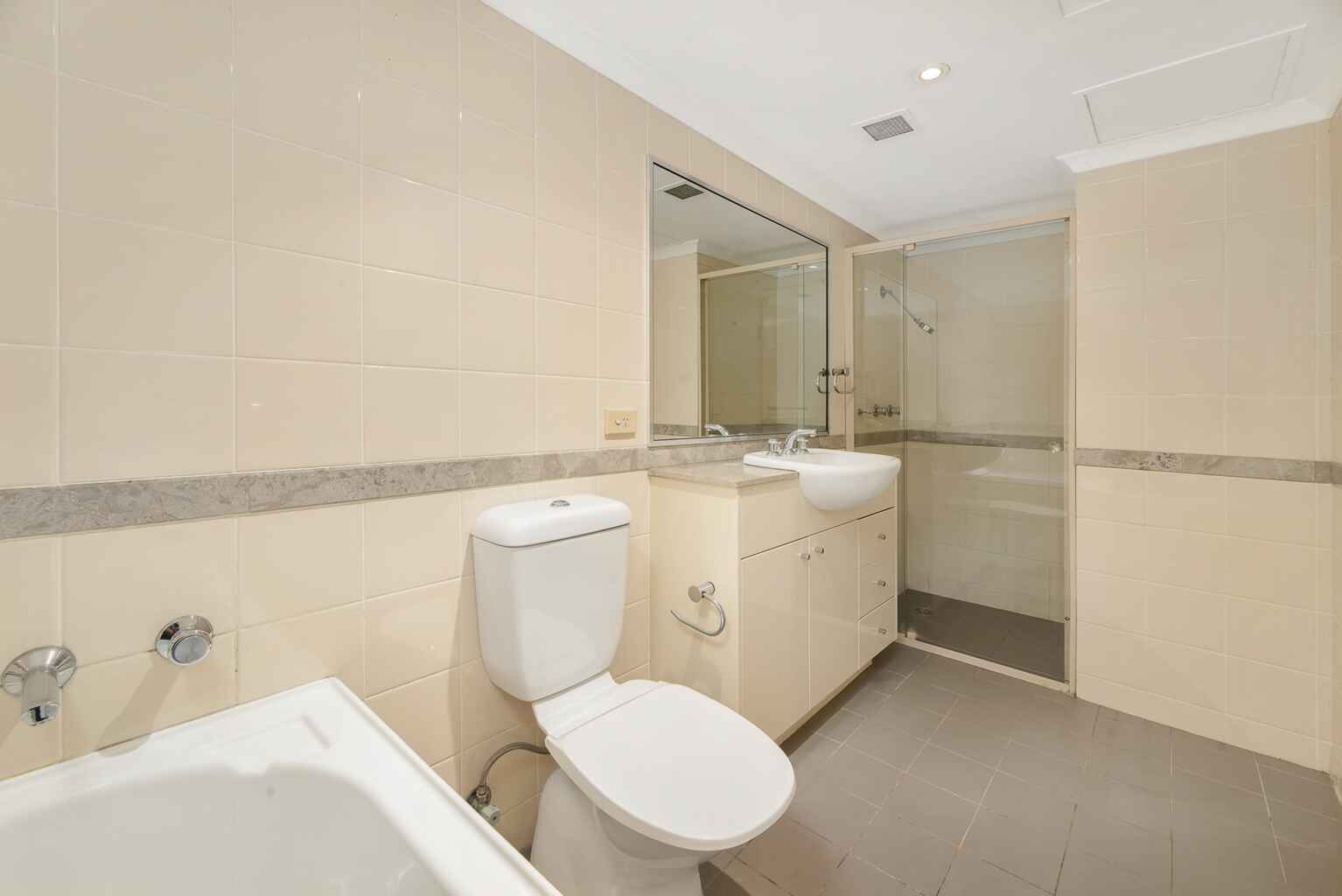 5/237 Miller Street North Sydney 5/237 Miller Street North Sydney