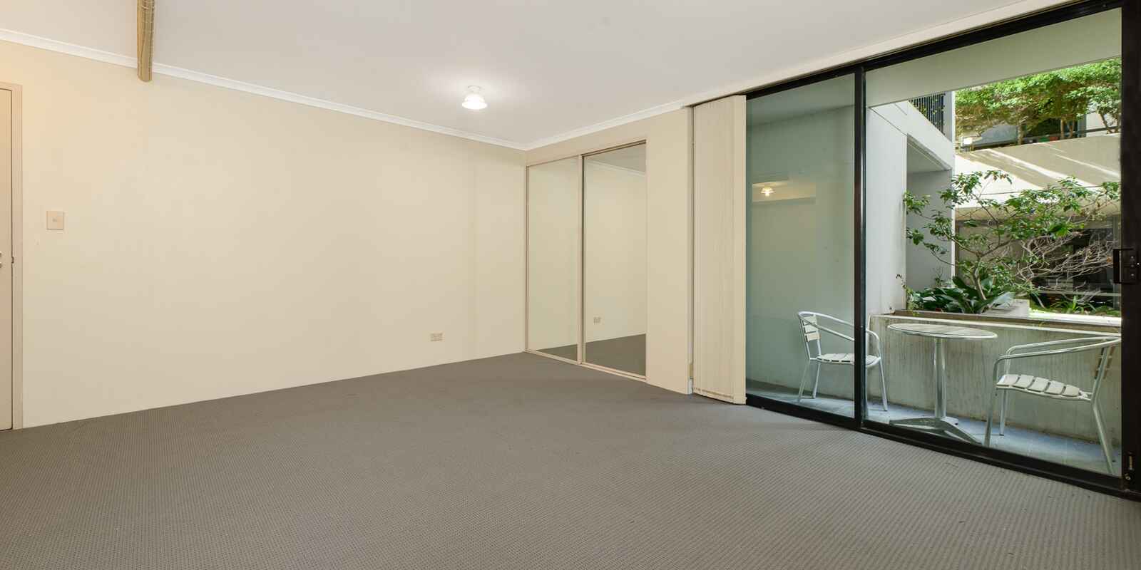 5/237 Miller Street North Sydney 5/237 Miller Street North Sydney