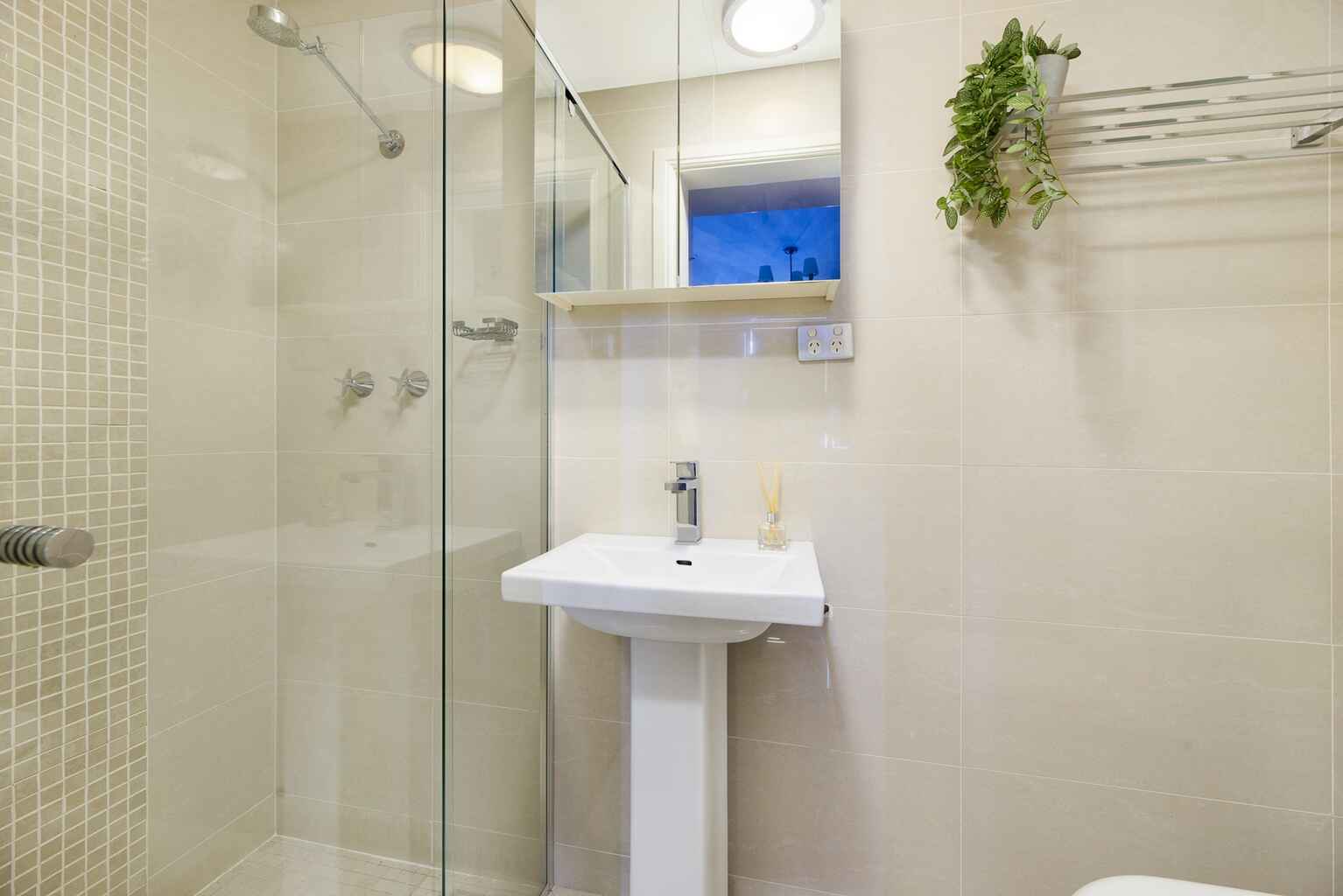 403/22 Doris Street North Sydney