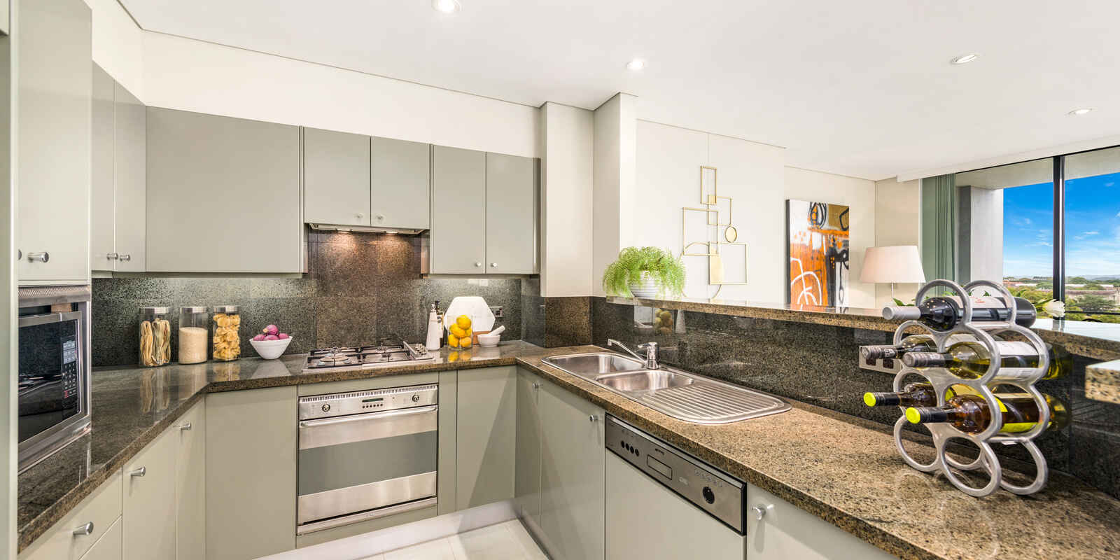 71/237 Miller Street North Sydney