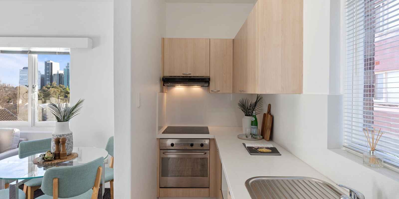 18/64 Ben Boyd Road Neutral Bay