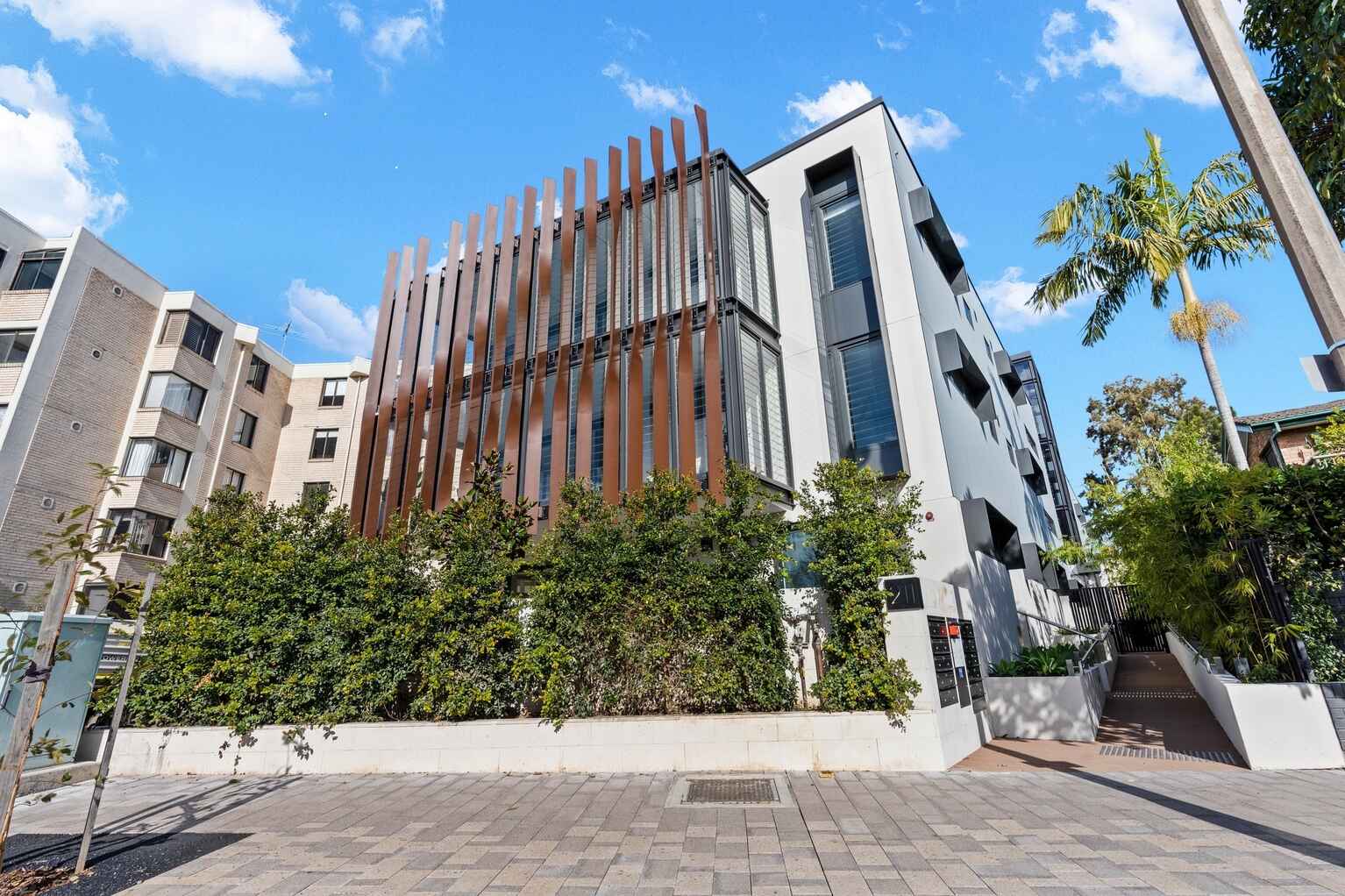 12/211 Military Road Cremorne