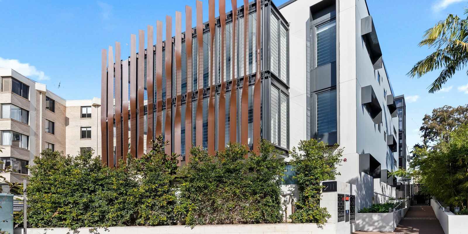 18/211 Military Road Cremorne