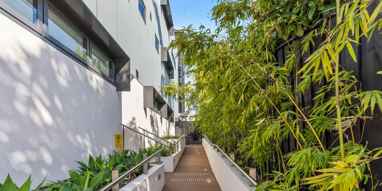 18/211 Military Road Cremorne
