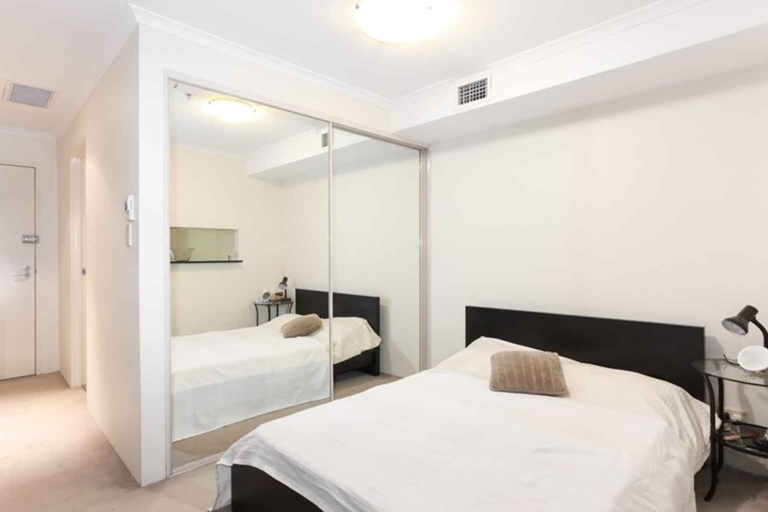 16/237 Miller Street North Sydney 16/237 Miller Street North Sydney