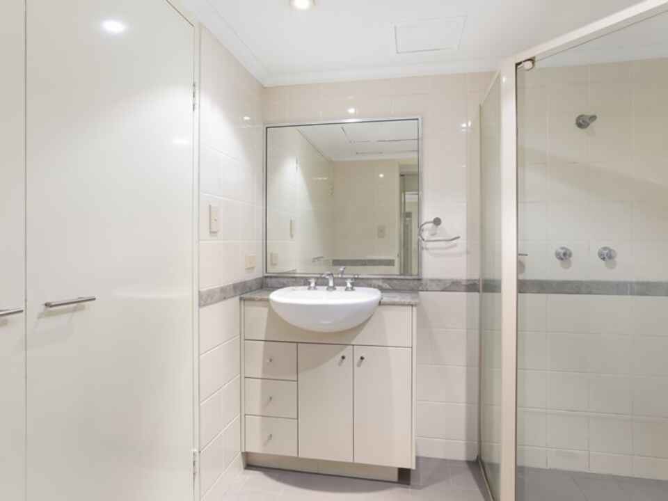 16/237 Miller Street North Sydney