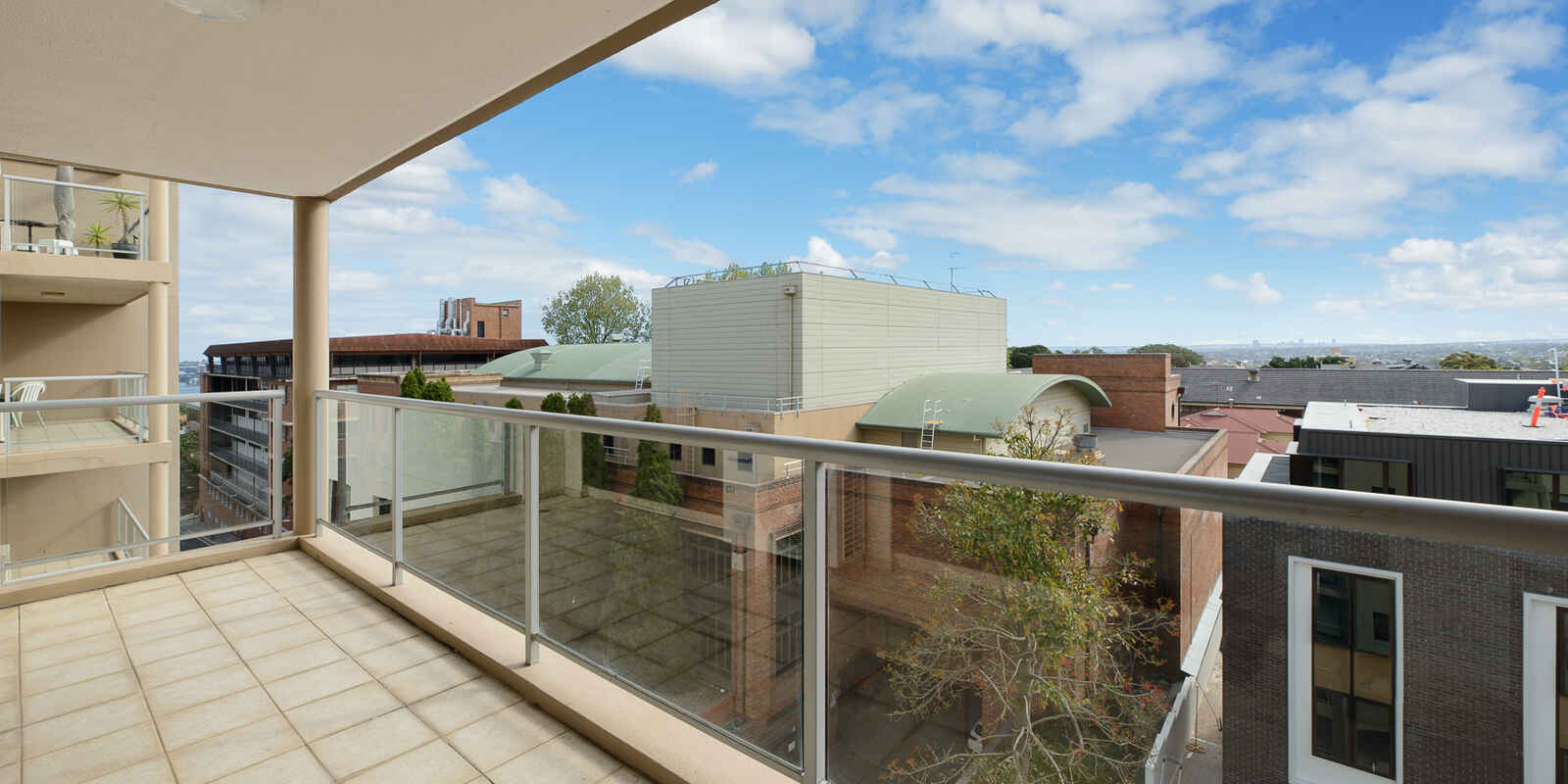 602/7-17 William Street North Sydney 602/7-17 William Street North Sydney