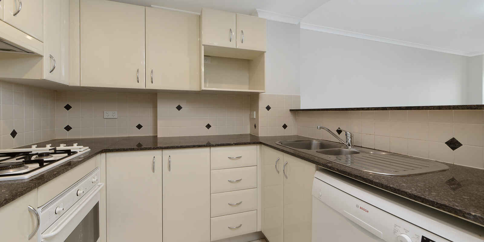 602/7-17 William Street North Sydney 602/7-17 William Street North Sydney