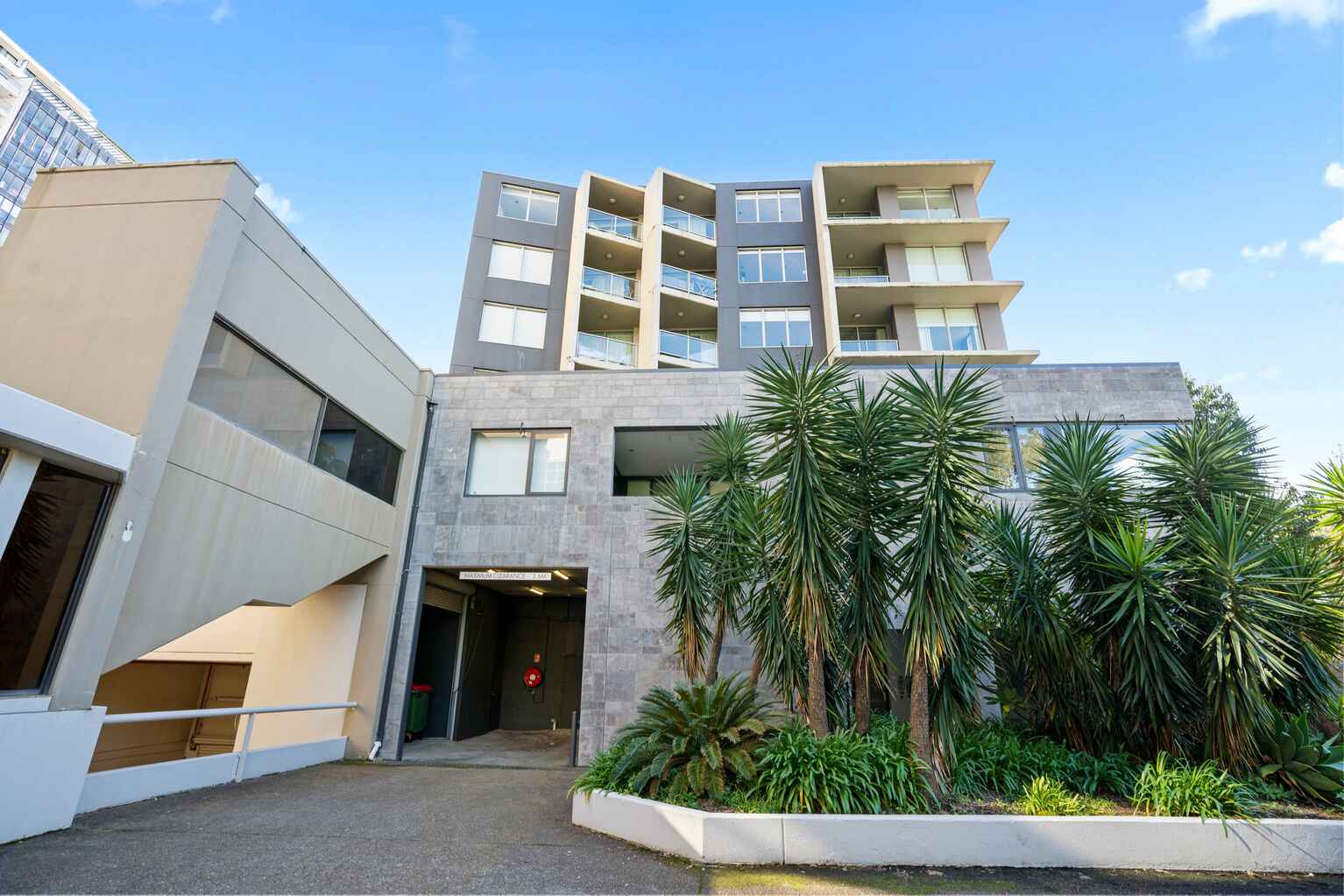 304/88 Berry Street North Sydney