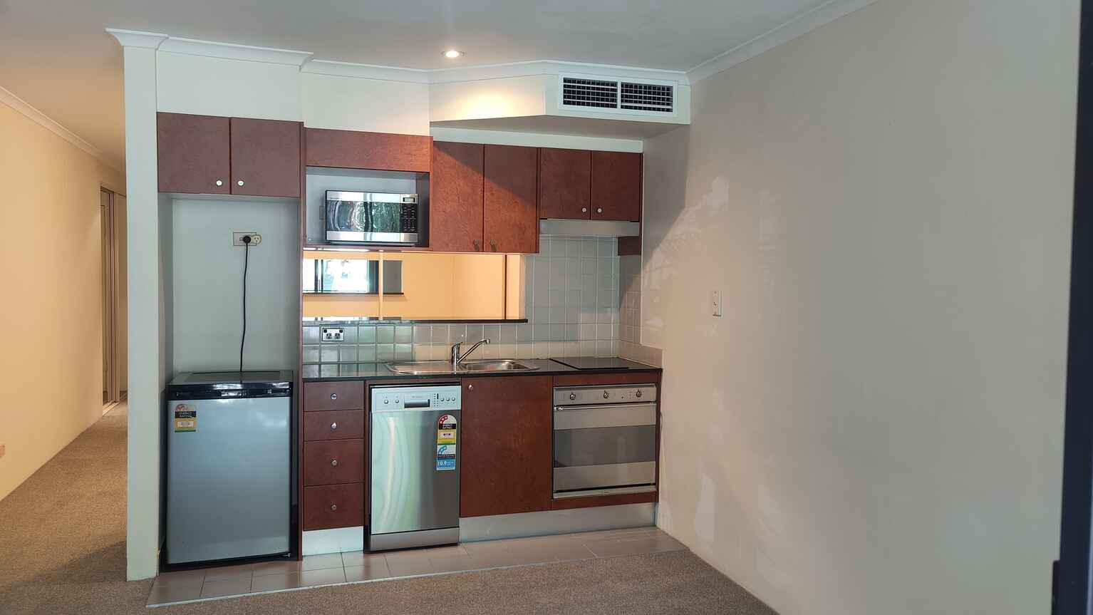 16/237 Miller Street North Sydney 16/237 Miller Street North Sydney