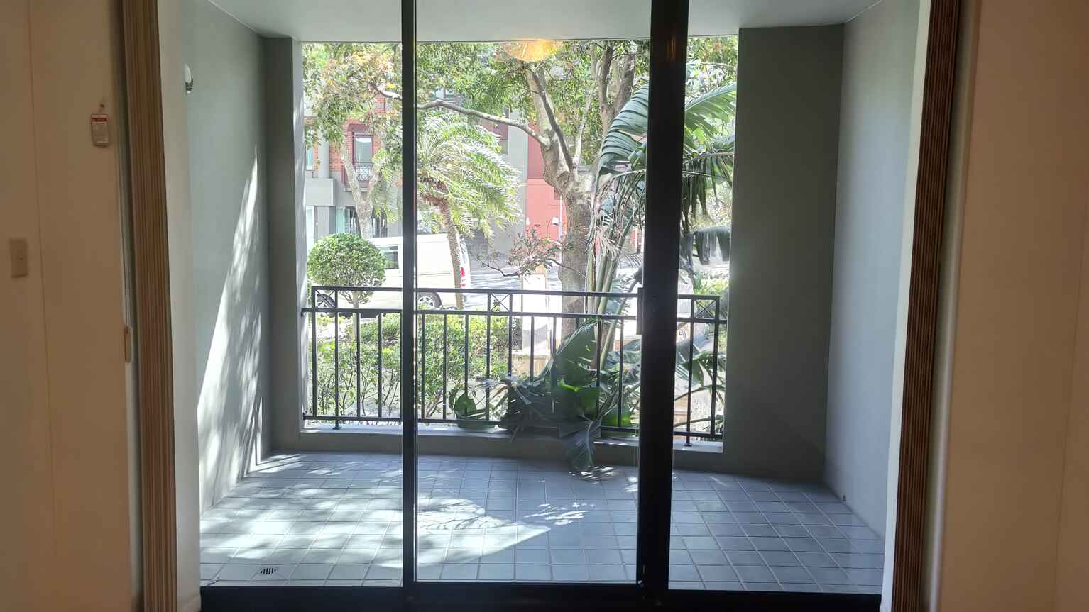 16/237 Miller Street North Sydney 16/237 Miller Street North Sydney