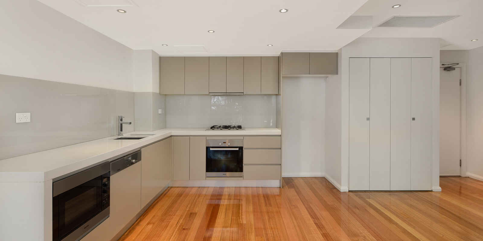 10/197 Walker Street North Sydney 10/197 Walker Street North Sydney