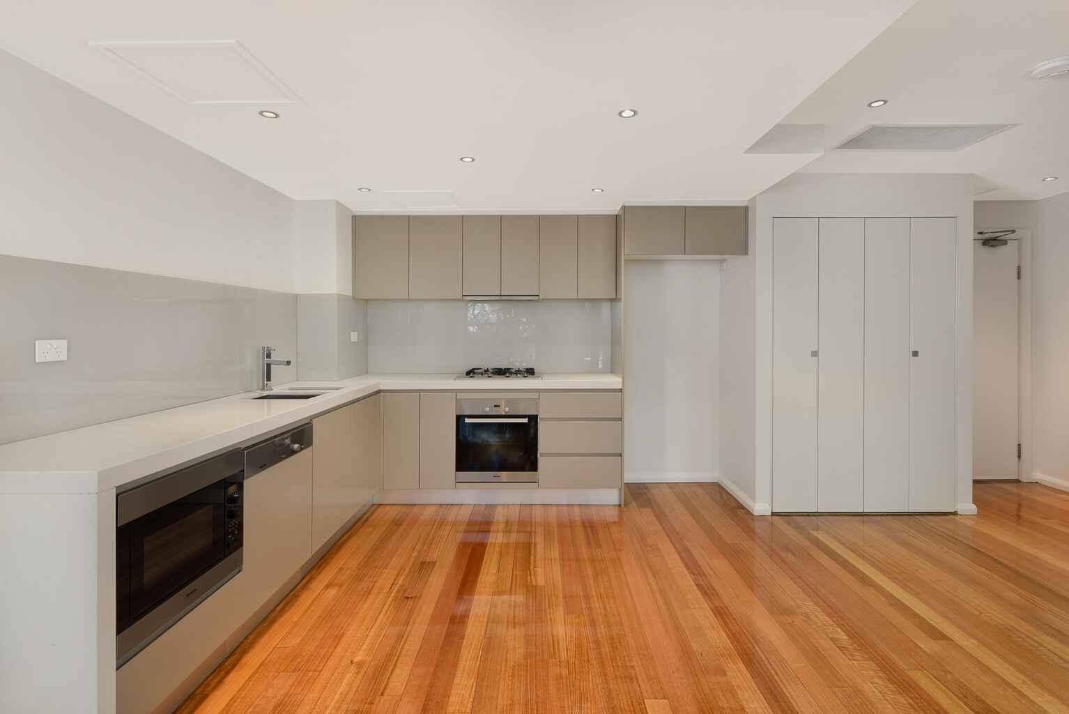 10/197 Walker Street North Sydney 10/197 Walker Street North Sydney