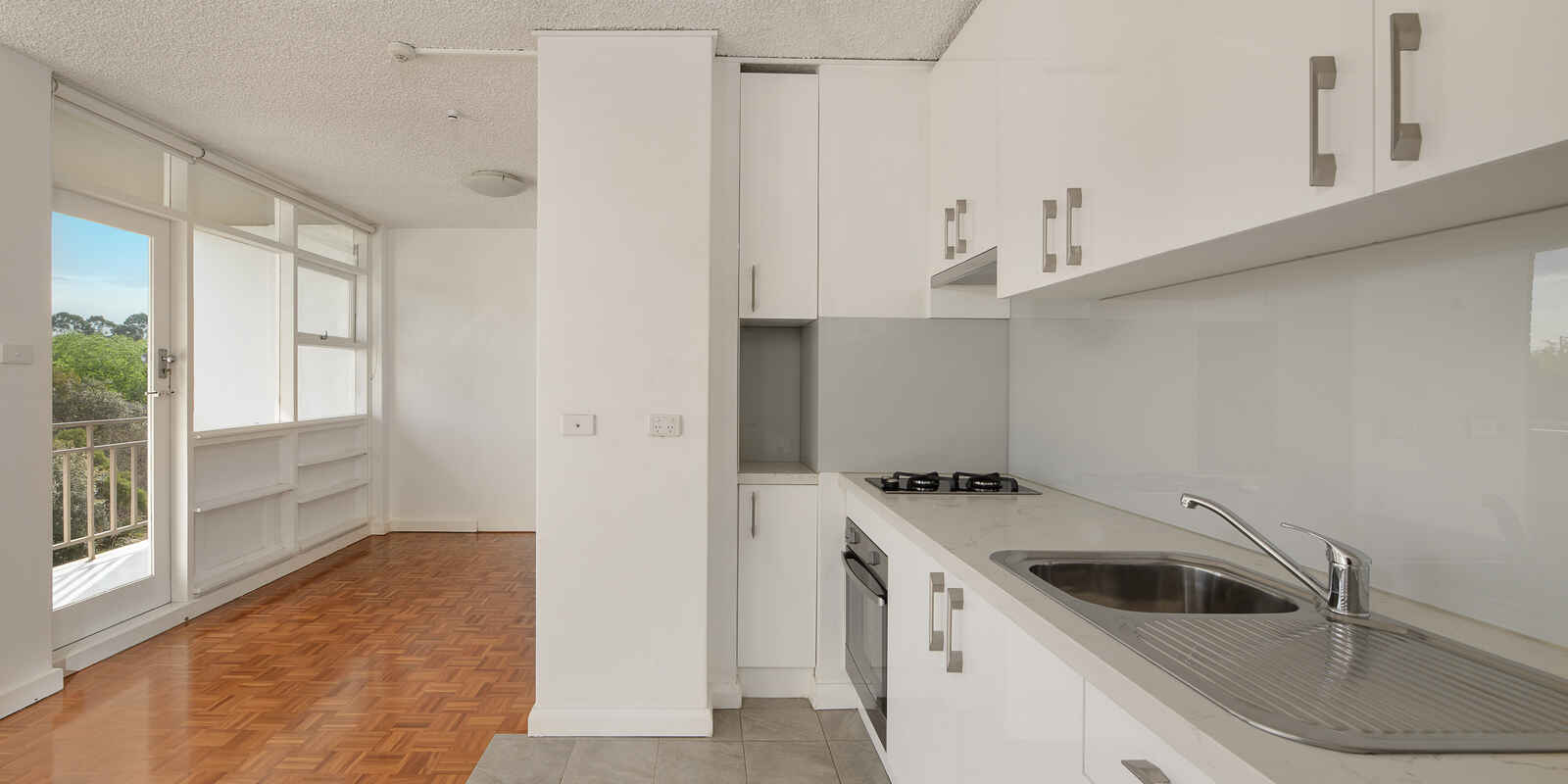 610/54 High Street North Sydney 610/54 High Street North Sydney